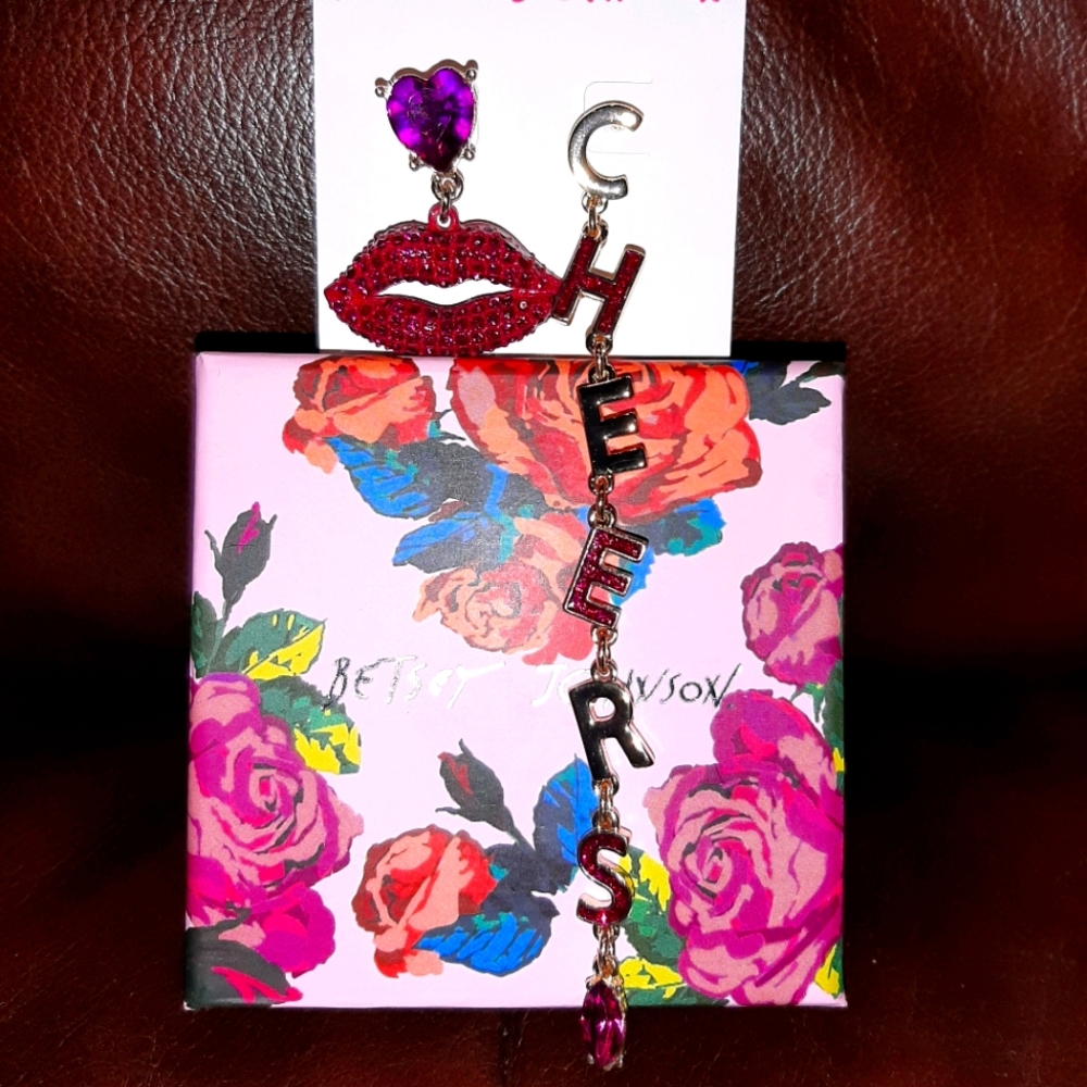 BETSEY JOHNSON.. Cheers ladies earrings